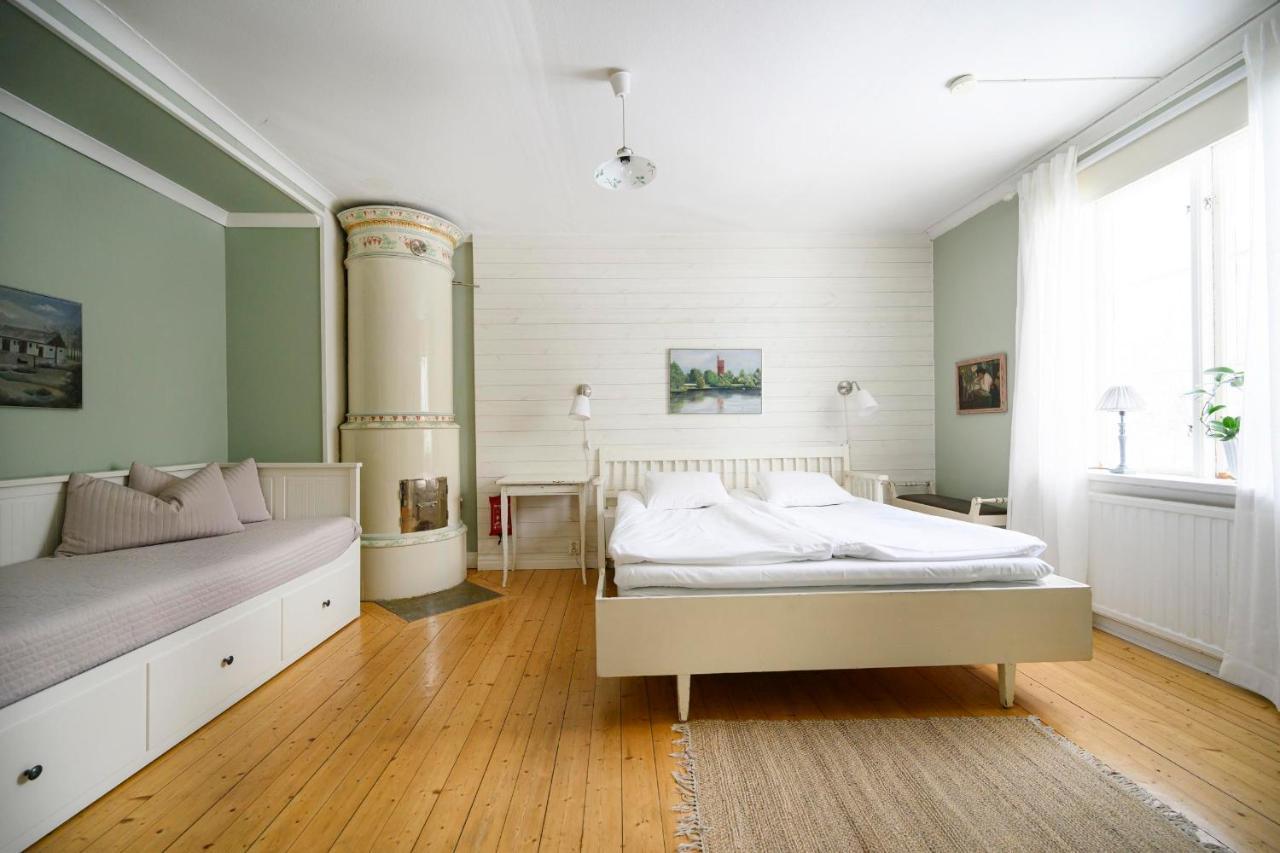 Oelme Praestgard Gaestgiveri Kristinehamn Exterior photo